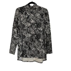 Chico's Black and White Patterned Tunic